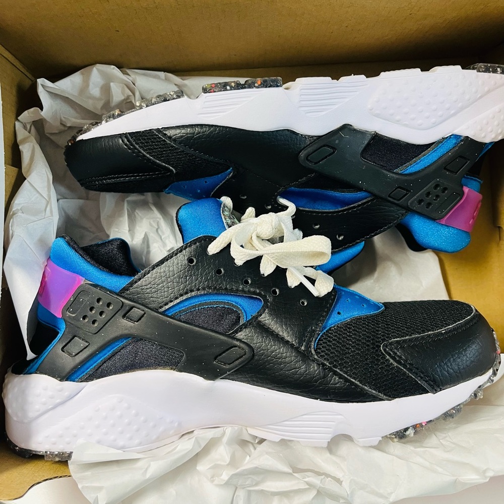 Nike Hurache Run GS E | New with box 🔥 | free 🚚